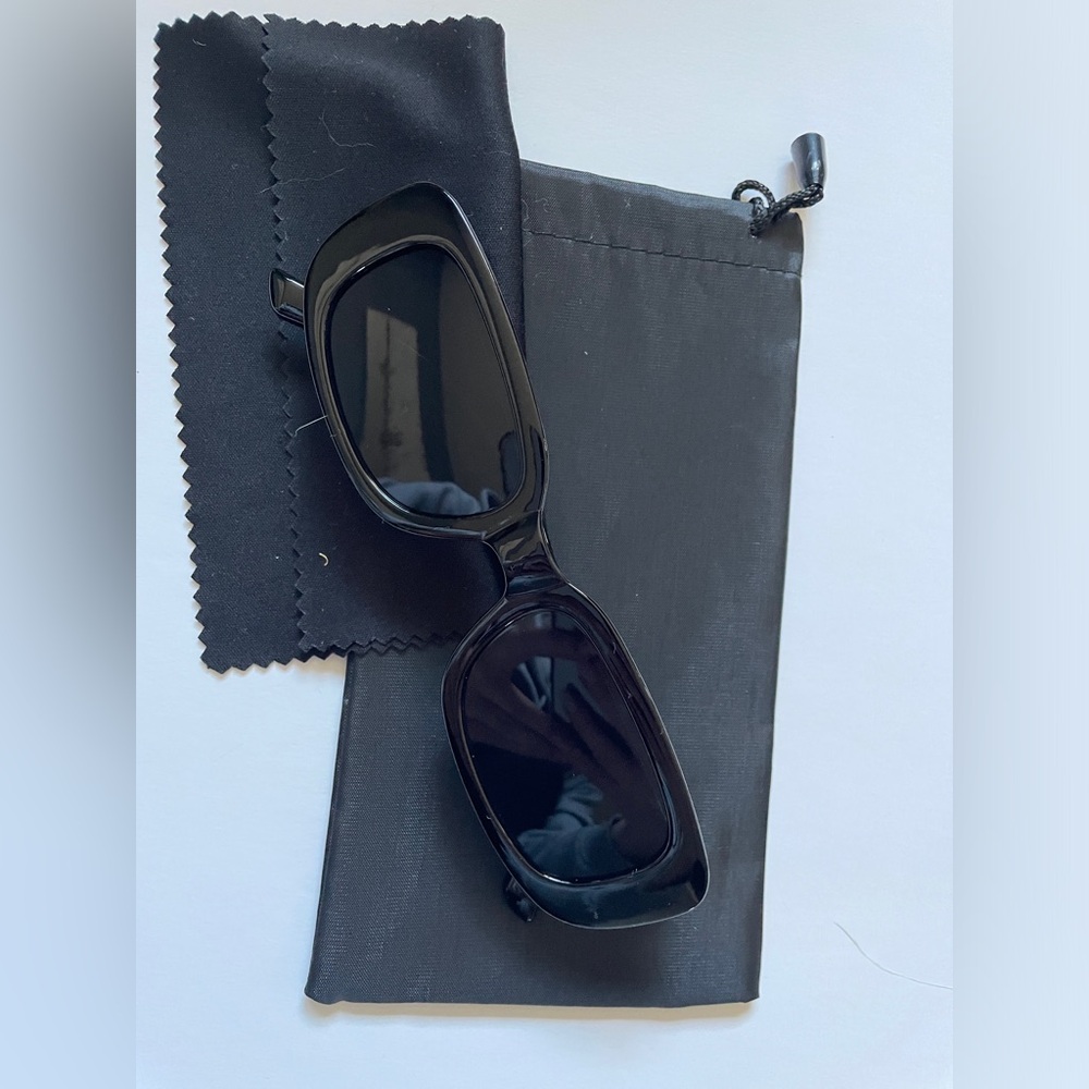NEW Black sunglasses - Picture 3 of 3